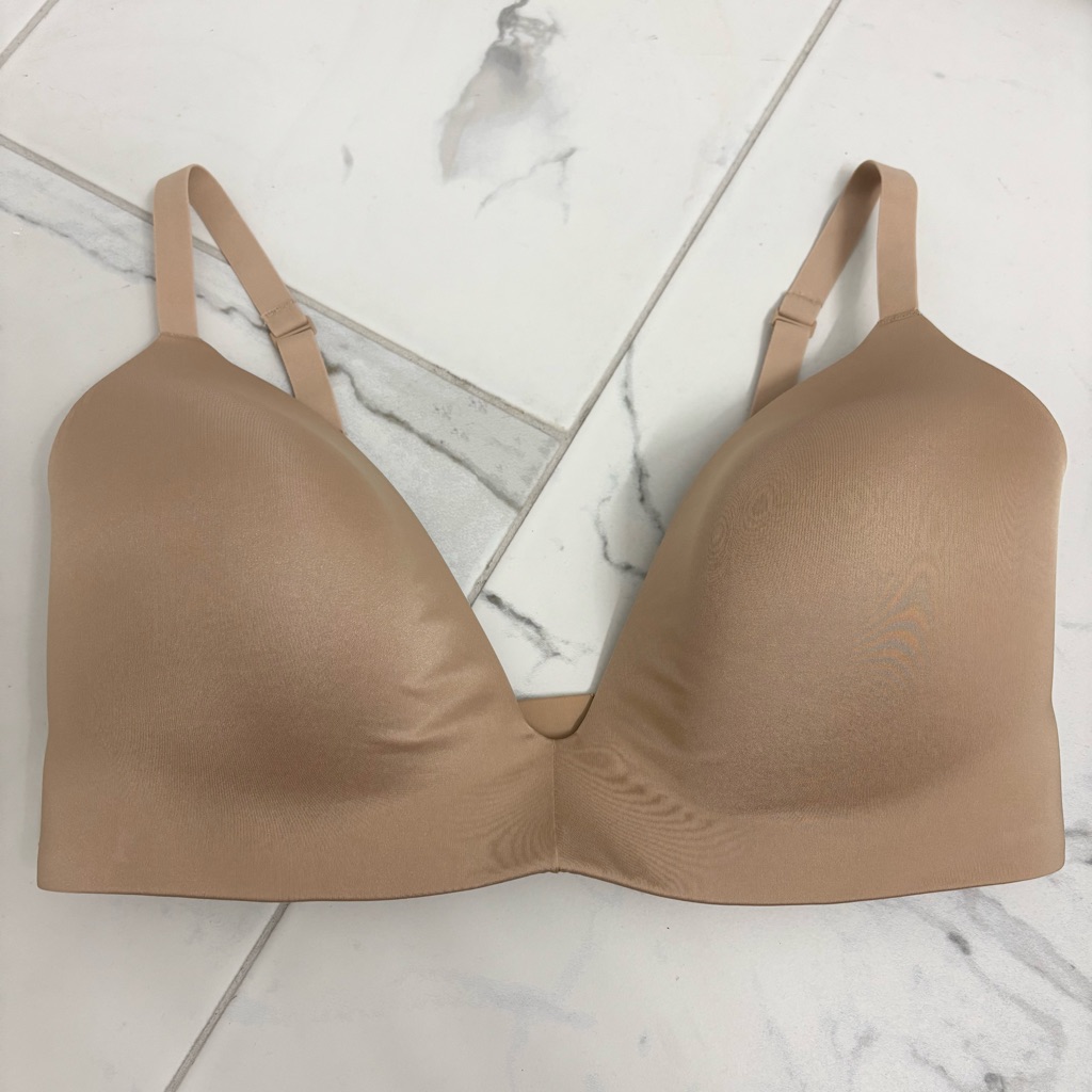 Skims Nude Seamless T-Shirt Bra